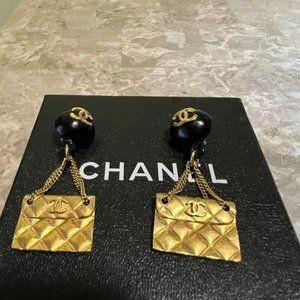 AUTHENTIC CHANEL EARRINGS